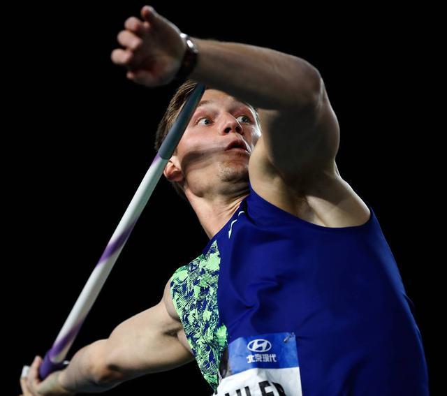 九游教练-美国选手表现出色，登顶奖牌榜